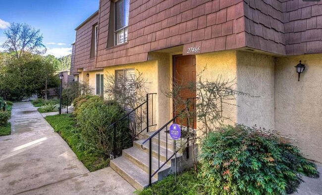 Photo - Beautiful 3 bed Townhome in Agoura Hills