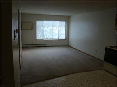 Photo - 120 5th St NW