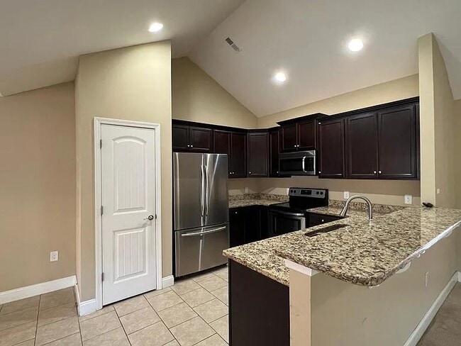 Photo - 308 Marquis Ct