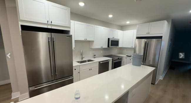 Building Photo - 14 Sturtevant Ter Unit 1