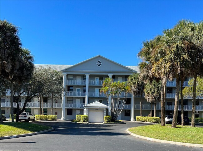 Photo - 1526 Whitehall Dr Unidad 402