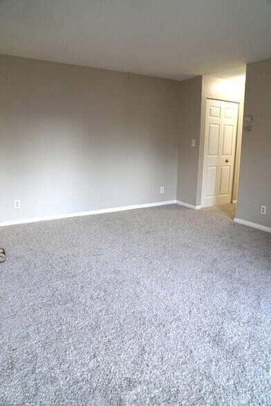 Photo - 6093 Majors Ln