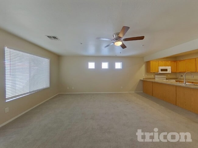 Photo - 16015 N 30th St