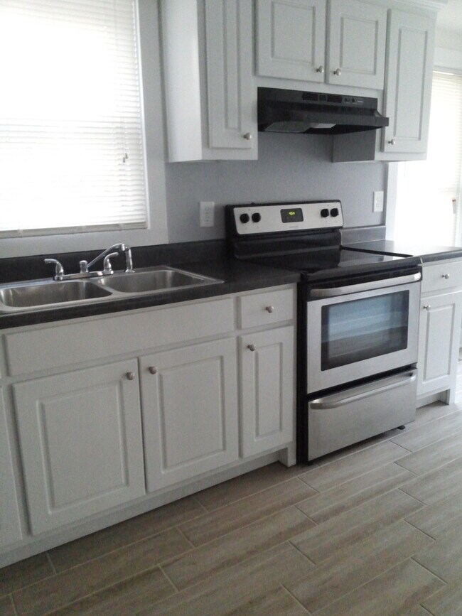 Photo - 51 Atlanta Ave