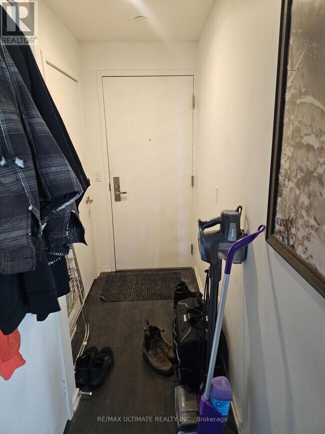 Photo - 75 St Nicholas St Unit 2009