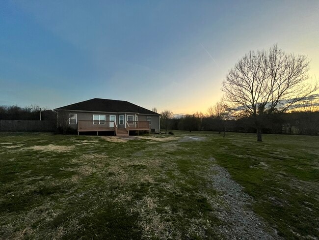 Photo - 476 Bill Russell Rd