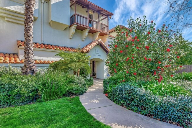 Photo - Spacious Townhome in Palo Alto