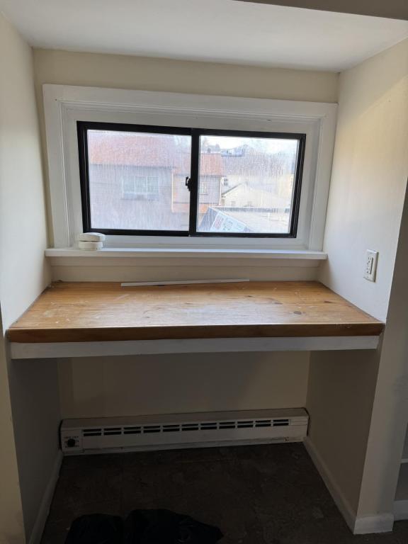 Photo - 1 W Broad St