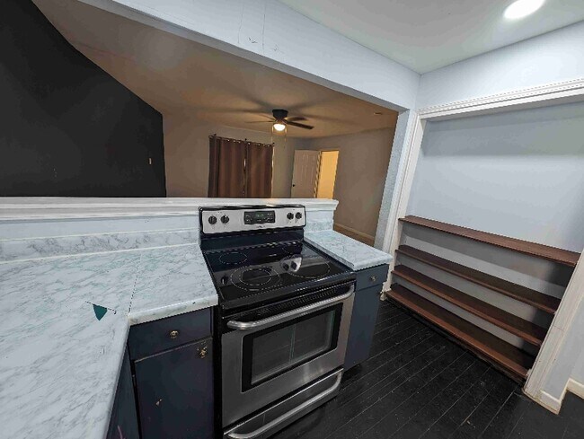 Photo - 339 W Bedford Ave