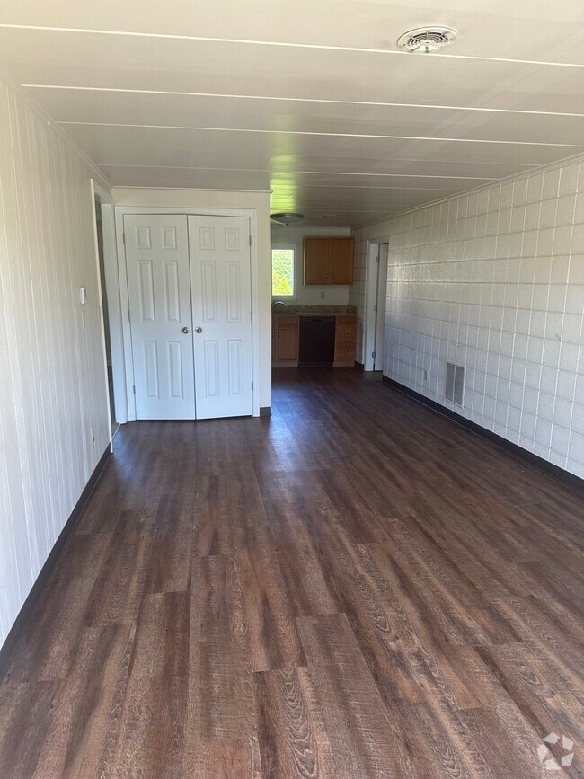 Building Photo - 439 College Ave Unit 1A Rental