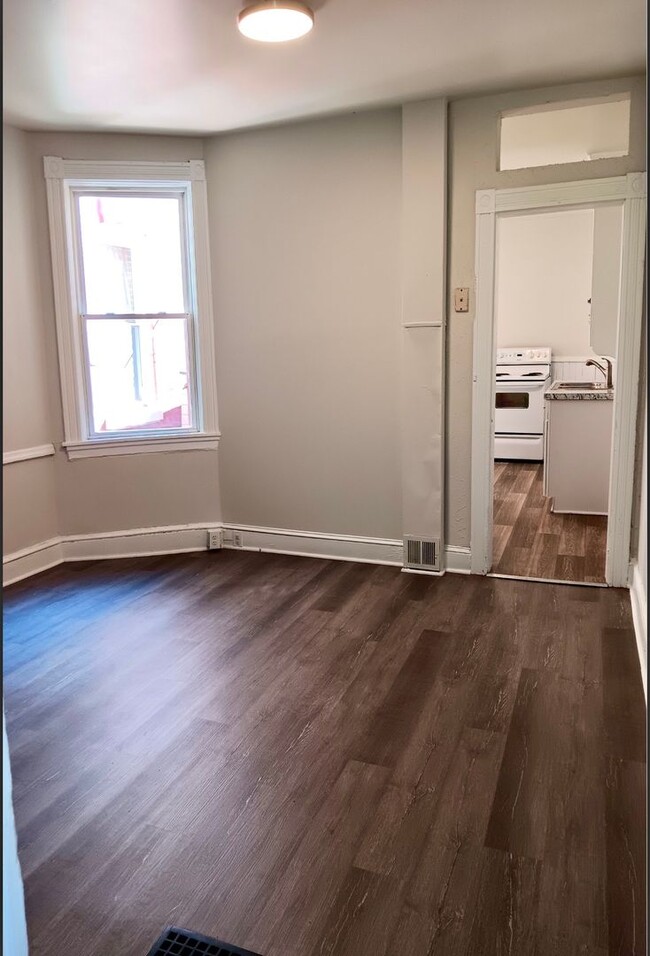 Photo - Charming 3BR Townhouse in Cabbage Hill
