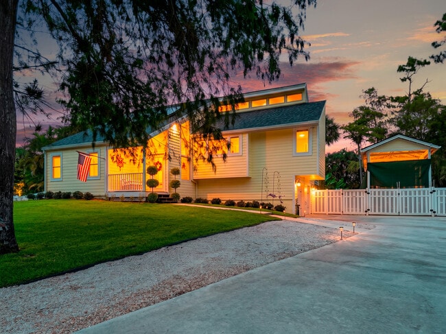 Building Photo - 13074 La Mirada Cir
