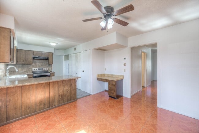 Photo - 25634 Chestnut Ln