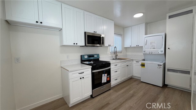 310 S California St Unidad C