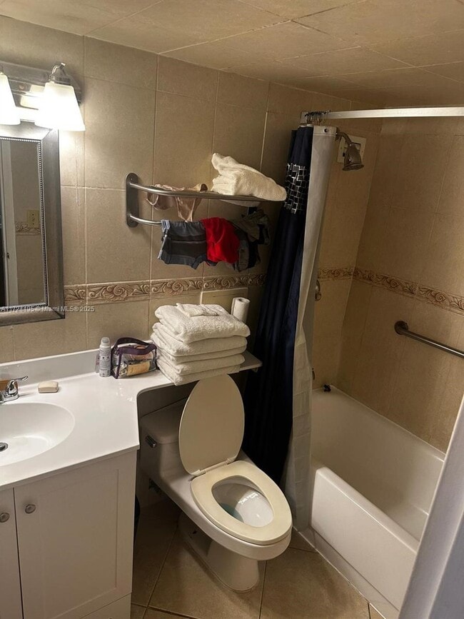 Photo - 19201 Collins Ave Unit 701