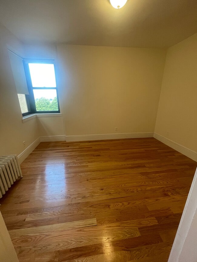 Photo - 508 Beacon St