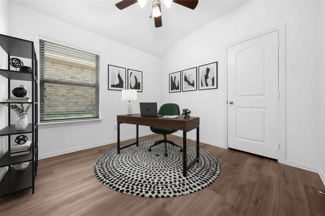 Photo - 307 Knoll Pines Drive