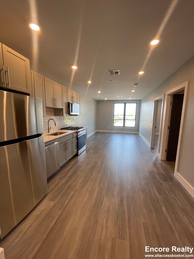 Photo - 365 Western Ave Unidad 509