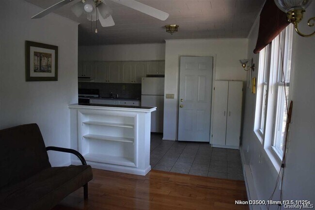 Photo - 571 South St