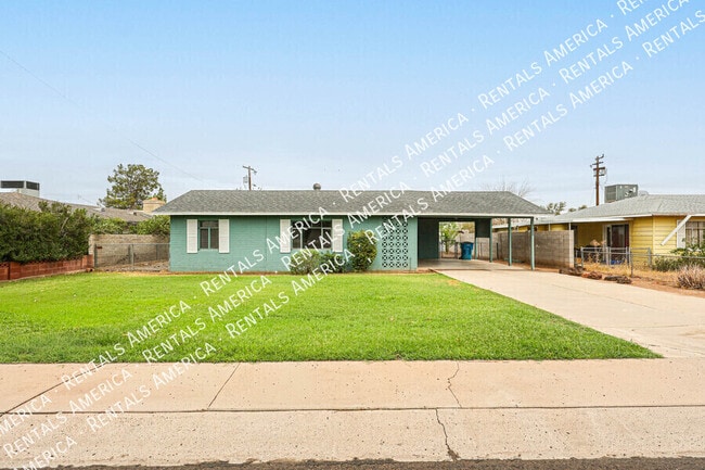 Photo - 1723 W Indianola Ave