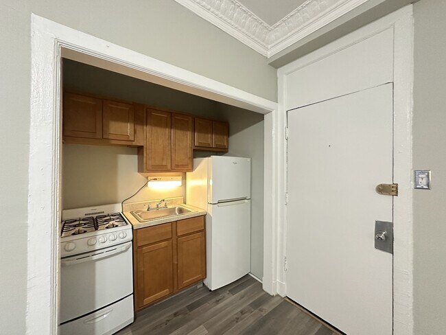 3824 N Fremont St Unit 012
