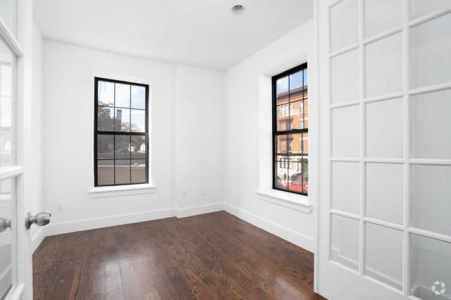 Building Photo - 4 bedroom in BROOKLYN NY 11226 Unit 3A Rental