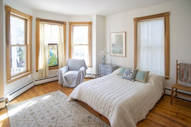 Photo - 283 Chestnut Ave Unidad 2