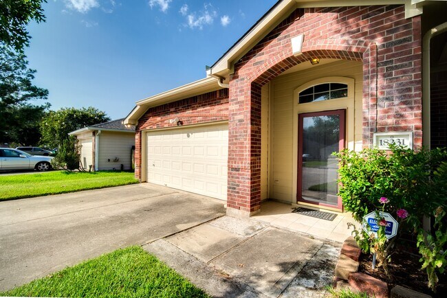 Photo - 18231 Afton Hollow Ln
