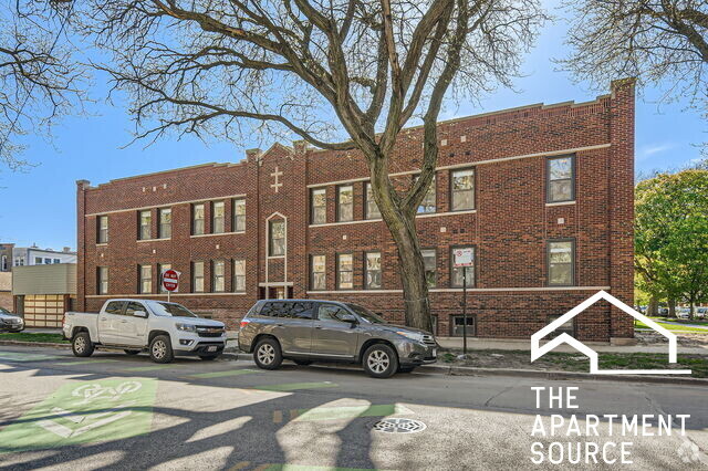 Building Photo - 5014 N Rockwell St Unit 1N Rental