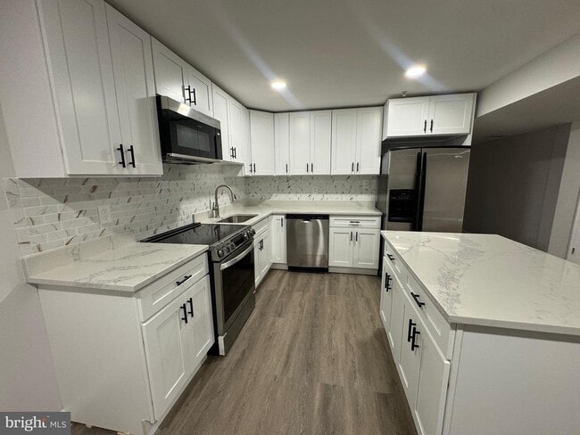 Photo - 6900 Ironbridge Ln