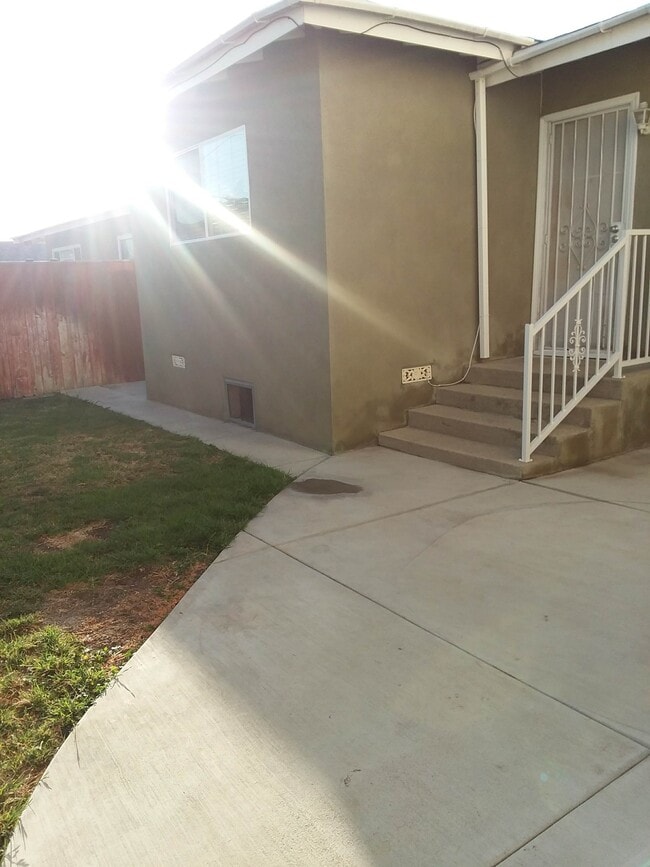 Photo - 4460 137th St Unit B