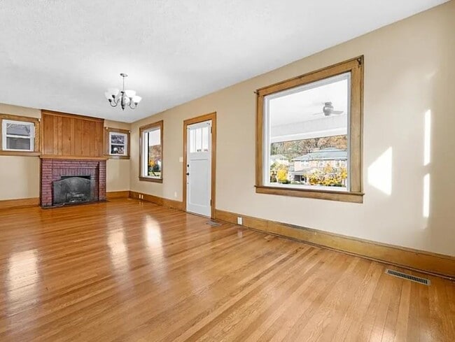 Photo - 1028 Piedmont Ave