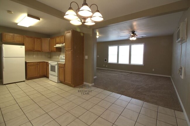 Photo - 1419 Jadwin Ave