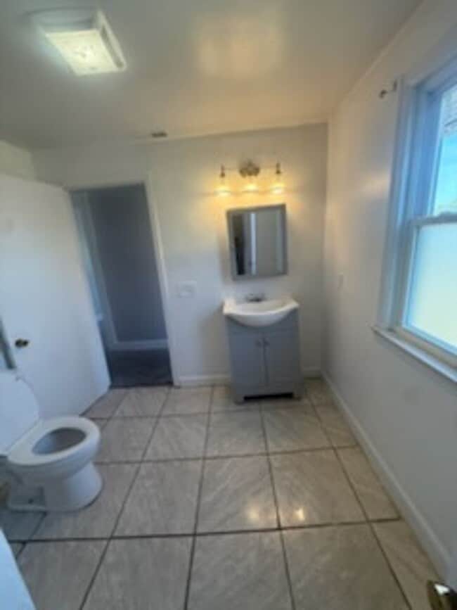 Photo - 1577 Tyler St