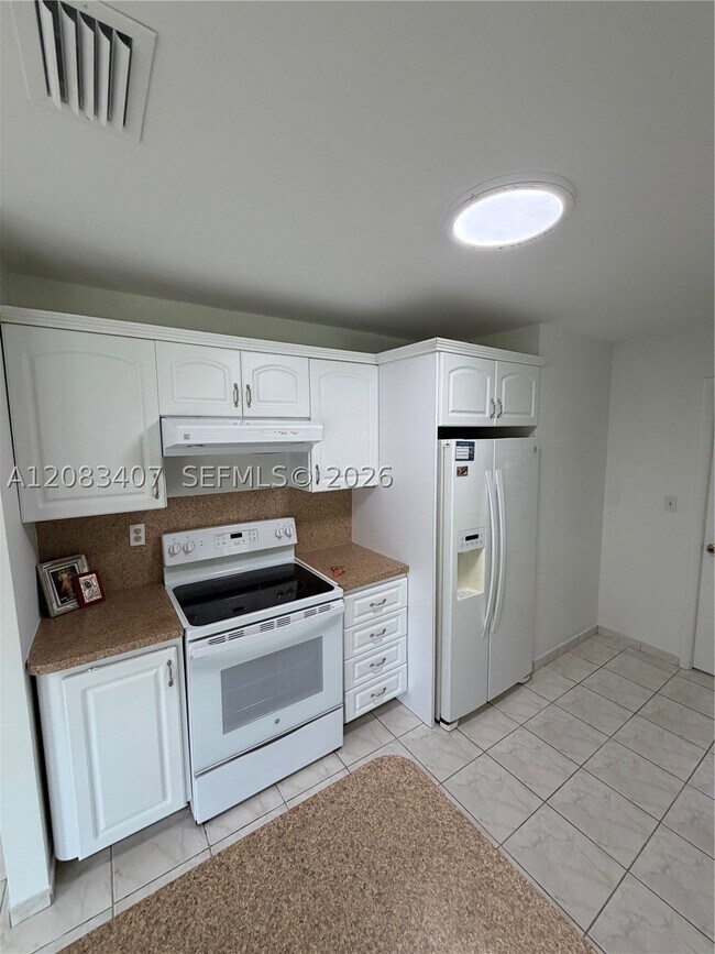 Photo - 1731 SW 103rd Ave