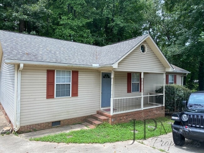Photo - 302 Taylors Rd House