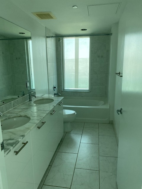 Photo - 950 Brickell Bay Dr