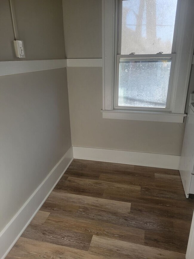 Tickle Realty, LLC Apartment Unit 8 Rochester, NY