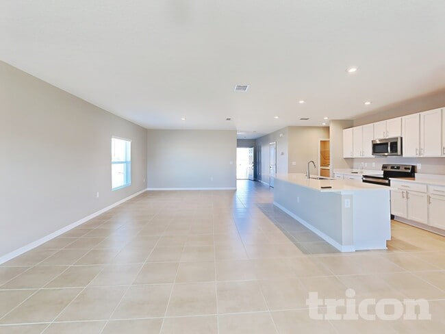 Photo - 288 Garnet Ave