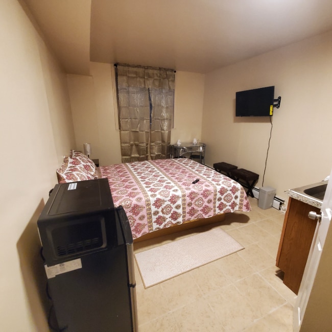 Photo - 3180 Fish Ave