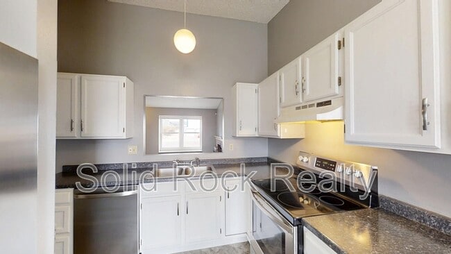 Photo - 948 Bromefield Dr