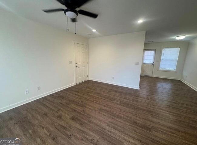 Photo - 109 Caldwell Ln