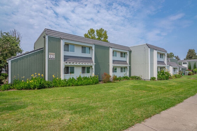 Napa Green Apartments