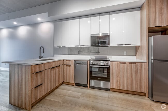 Interior Photo - The Greystone