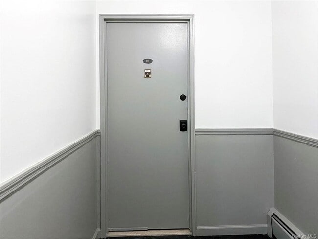 Photo - 101 Barclay Manor Unit 1A