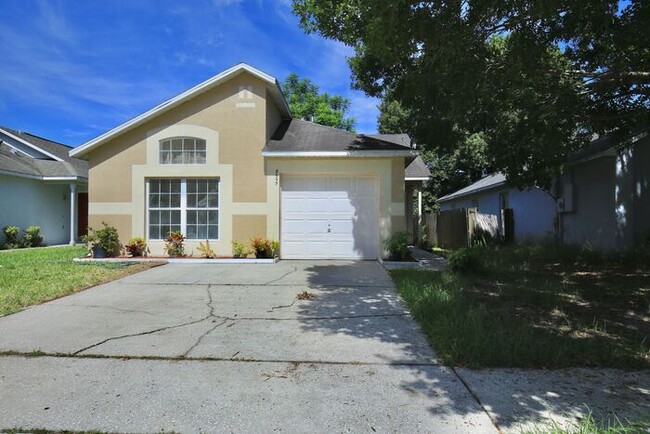 Beautiful 3/2 Home Recently Remodeled with... - Beautiful 3/2 Home Recently Remodeled with...