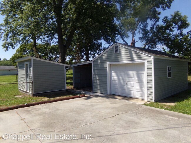 Photo - 3 br, 1 bath House - 4006 Jefferson Park Road