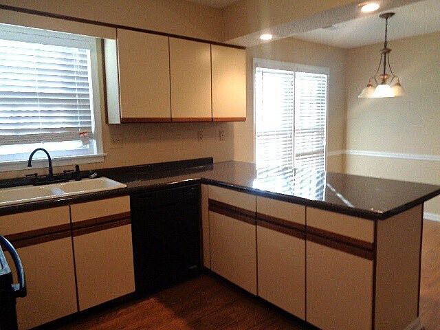 Photo - 274 Summerfield Ln