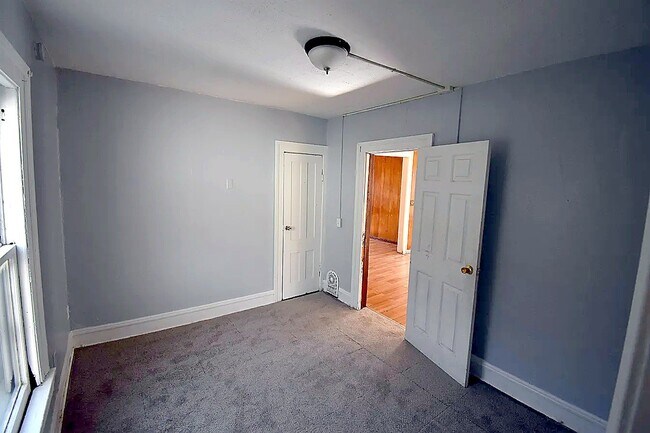 Photo - 15 St Clair St Unit 2