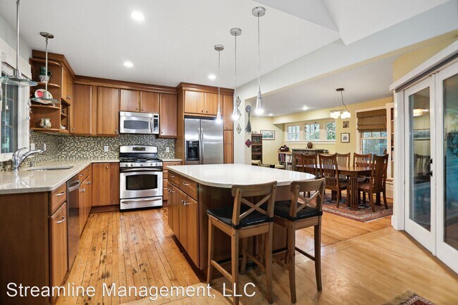 Photo - 3 br, 3 bath House - 47 Jefferson Ave